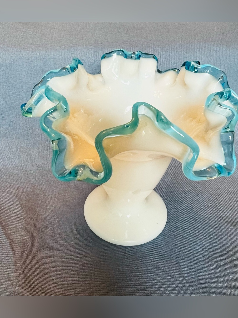 Fenton -Opalescent White Ruffled Vase with Aqua Rim